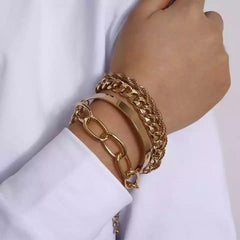 Pack Of 4 Punk & Classic Gold Metallic Light Bangles Pack Of 4 Punk & Classic Gold Metallic Light Bangles