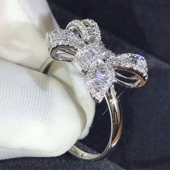 TRIVIA Bow Rhinestone Pure Silver Deluxe Ring