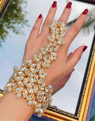 Kundan Panjaagla Sparkling Deluxe Hand Candy