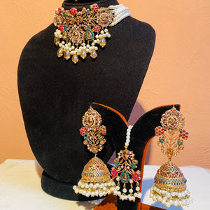 MADHURI Premium Nauratan Detailed Aesthetic Choker Set