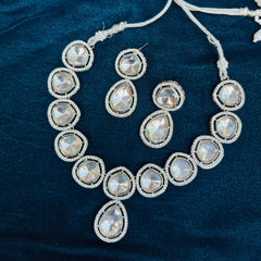 Polki Uncut Diamond Kundan Studded Stones