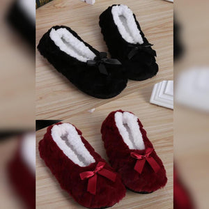 Warm And Cozy Super Stylish Plush Slippers