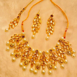 Pearl White Luxurious Statement Kundan Zoha Set