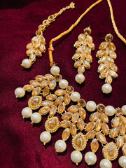 Pearl White Luxurious Statement Kundan Zoha Set