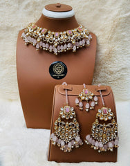 Super Luxurious Sparkling Kundan & Zirconium Studded Jewelery Set