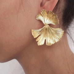 Super Luxurious ZARA Sea Shell Earrings