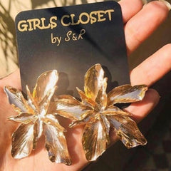 GC Oversized Star Metal Earrings