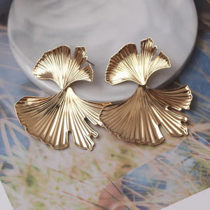 Super Luxurious ZARA Sea Shell Earrings