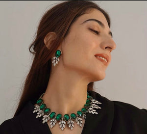 GC Ultra Luxurious Victoria Emerald Green Combo